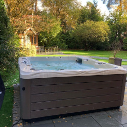 Бассейн спа Vita Spa Vivre